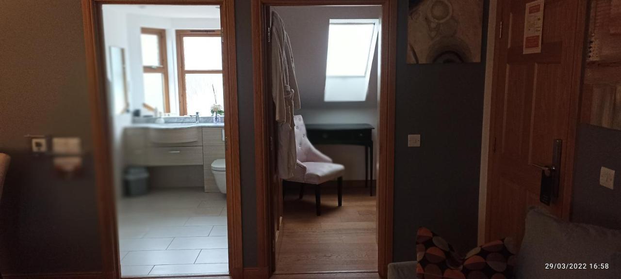Outlander Boutique B&B Super King Cruden Bay Exteriör bild